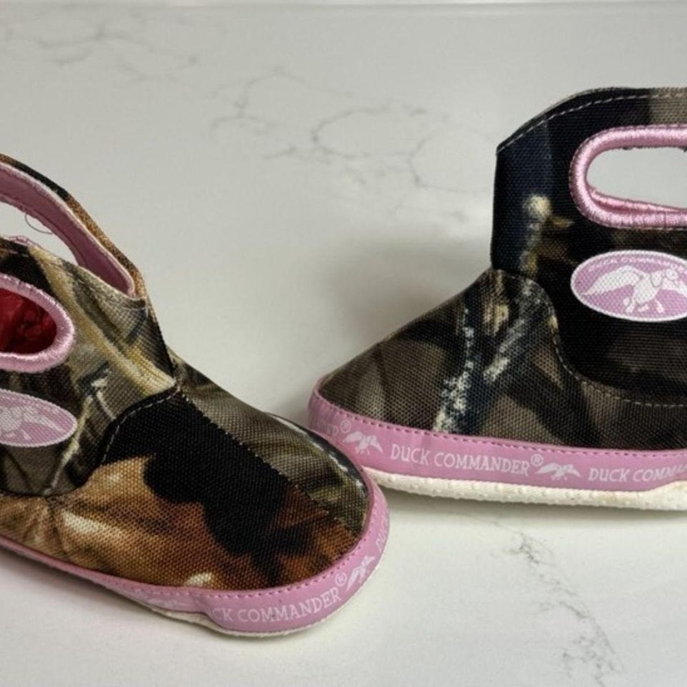 Duck Commander Girls Camo w/Pink Boots‎ Shoes Sz 2 Duck Dynasty Infant
